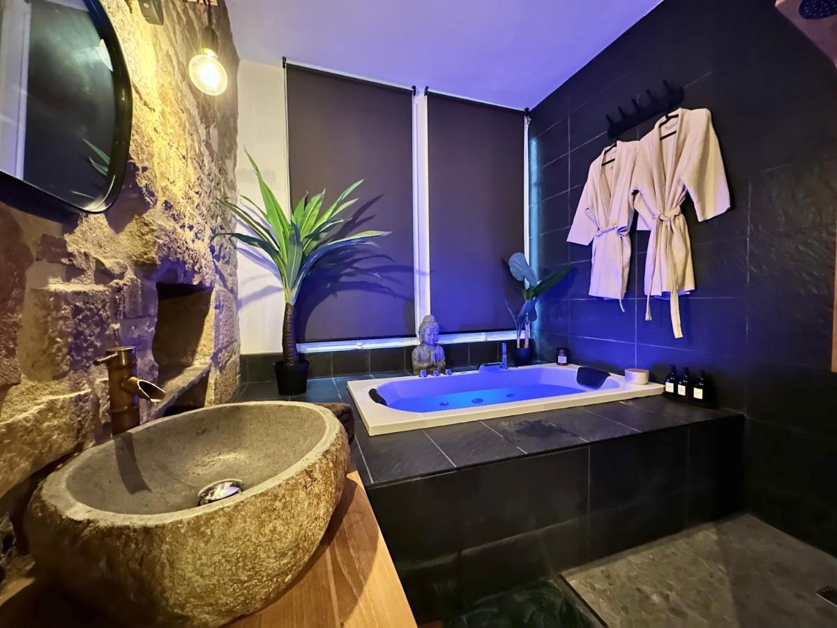 Bali Room Dijon Bagian luar foto